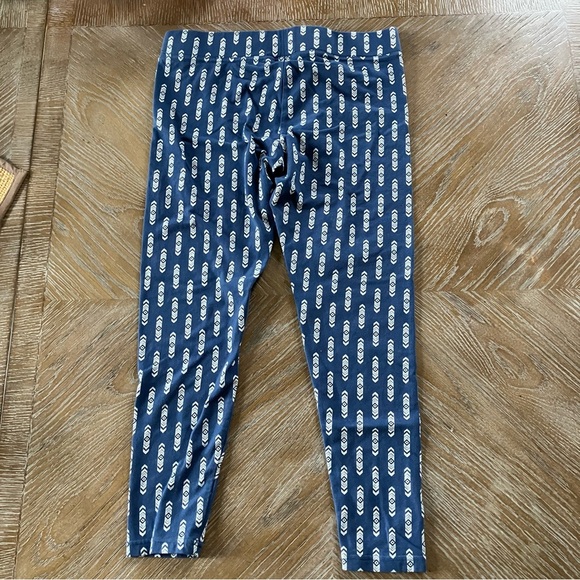 Matilda Jane Brilliant Daydream Follow the Path Blue Arrow Print Capri Legging S - Picture 3 of 8
